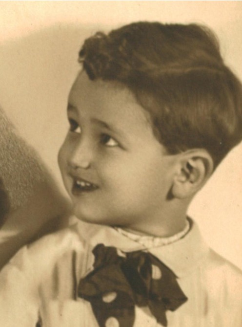 Auschwitz Memorial tweet media