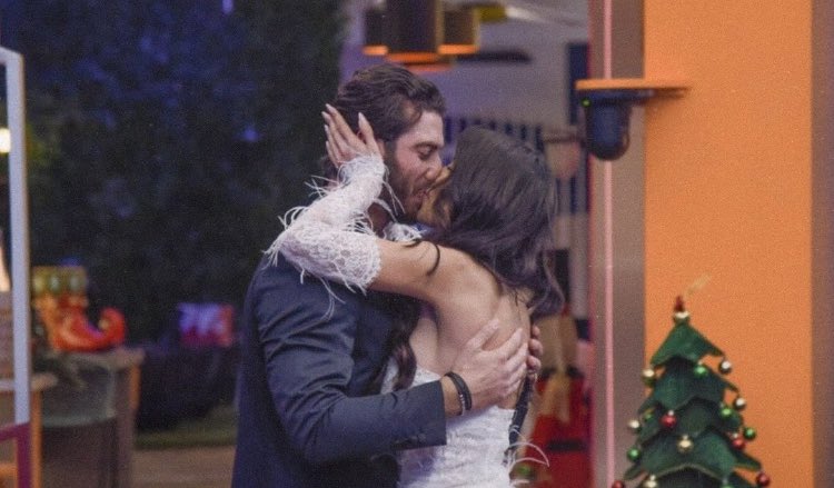 _ 𝓔𝓻_𝓓𝓮𝓥𝓪𝓼𝓽𝓸_ tweet media