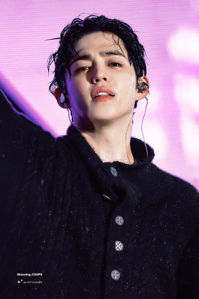 Stunning.COUPS tweet media