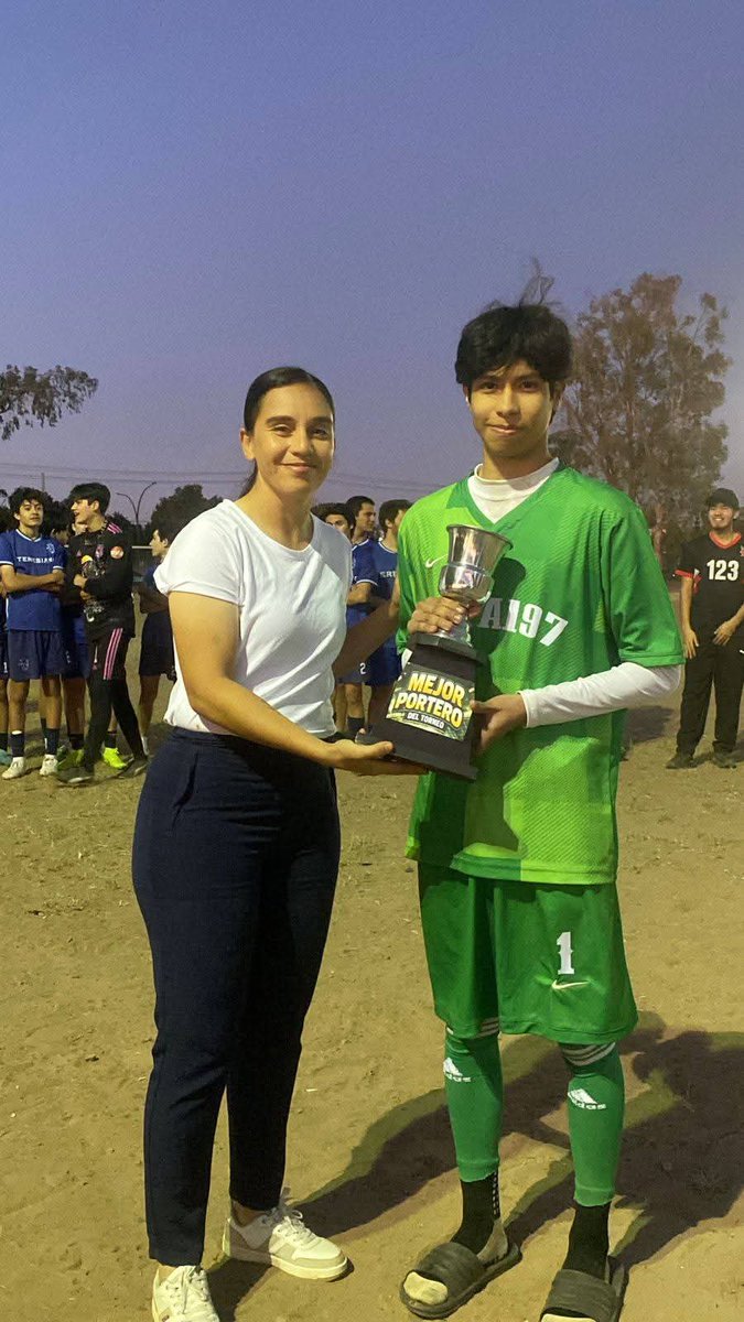 CBTa197's tweet photo. Con el propósito de fortalecer la identidad institucional de la DGETAyCM  torneo interno cascaritas de fútbol 
#JóvenesTransformandoMéxico
#EducamosConLaFuerzaDeNuestrasRaíces
#DeporteConIdentidad
#RetoDominadas
#JuventudActiva
#OrgulloDGETAyCM 
@DGETAyCMOFICIAL https://t.co/VdFIgUogZ3