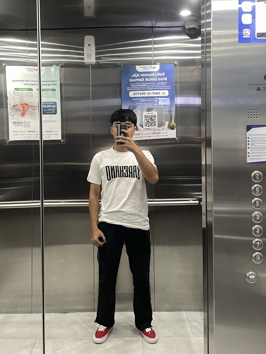 akusudjatimera💫 tweet media