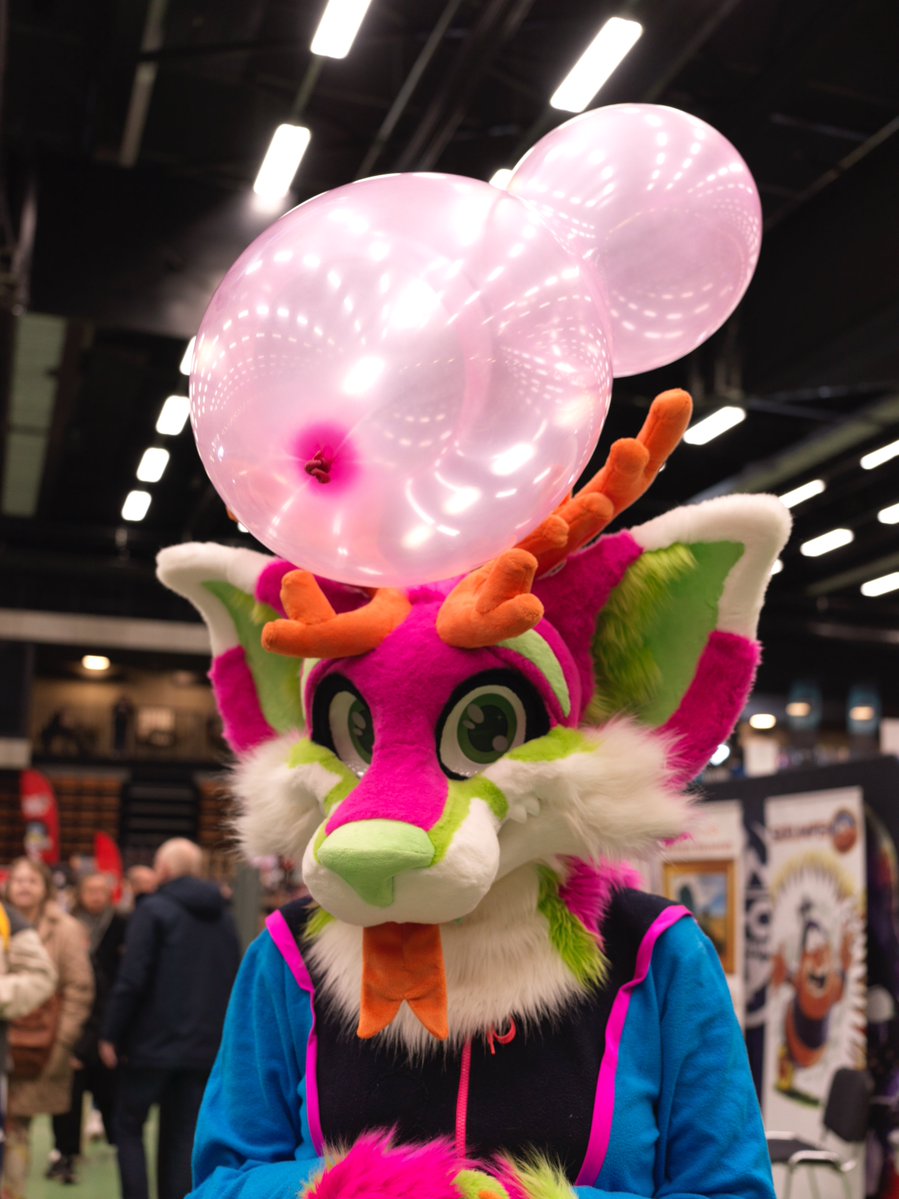 Lisichka tweet media