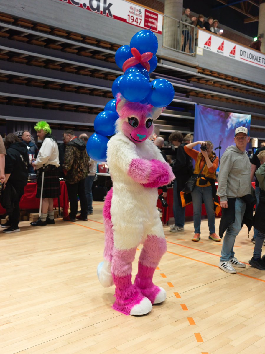 Lisichka tweet media