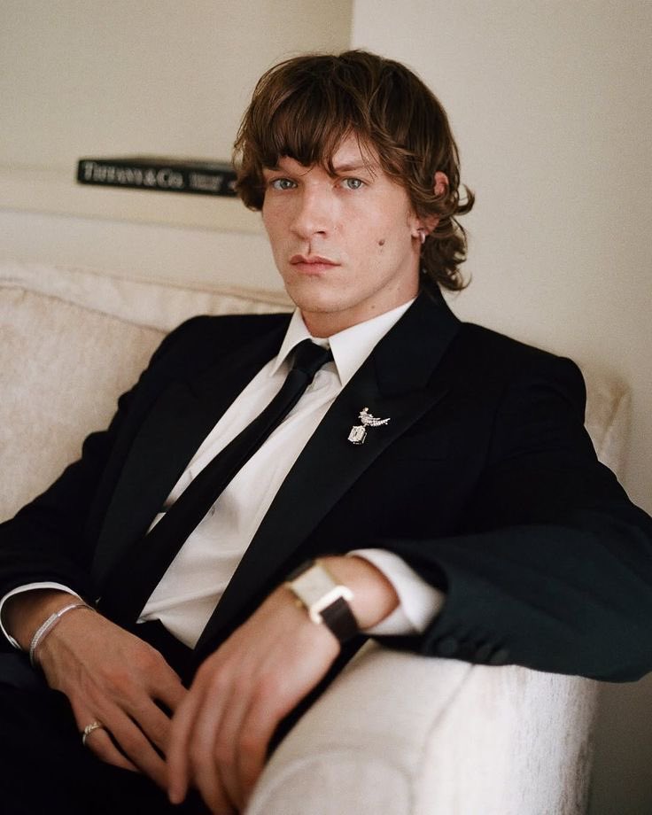 connorozanov's tweet image. such a #classy and elegant precious sunshine prince 🫰🏽