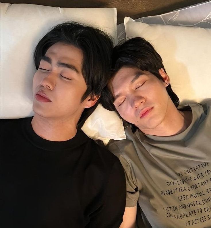 โตติ (toti) ★ tweet media