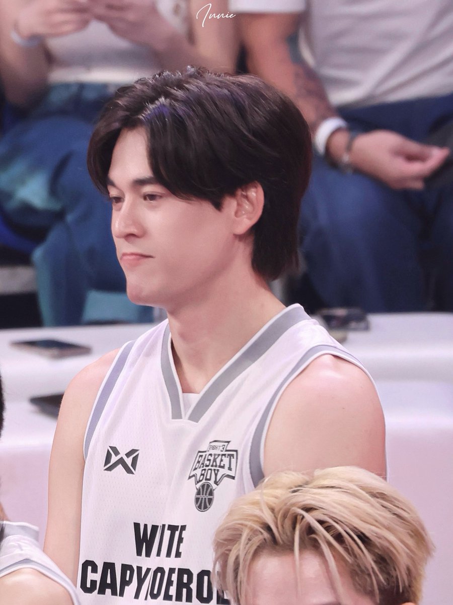 𝑰𝒏𝒏𝒊𝒆 ʕ •̀ ω •́ ʔ tweet media