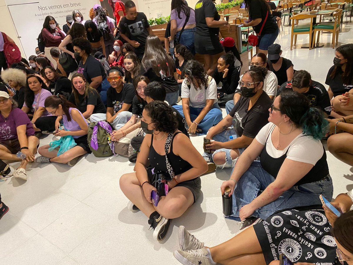 Go live, life goes on! vai ver BTS and SKZ tweet media