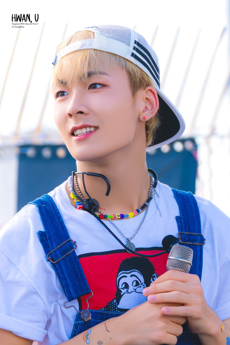 020406_0810's tweet photo. 22살과 23살 승환이⭐️
#HAPPY_SEUNGHWAN_DAY
#Seunghwan_Eternity
#AIMERS #에이머스 #승환 #박승환 #SEUNGHWAN https://t.co/VWlzqiePMs