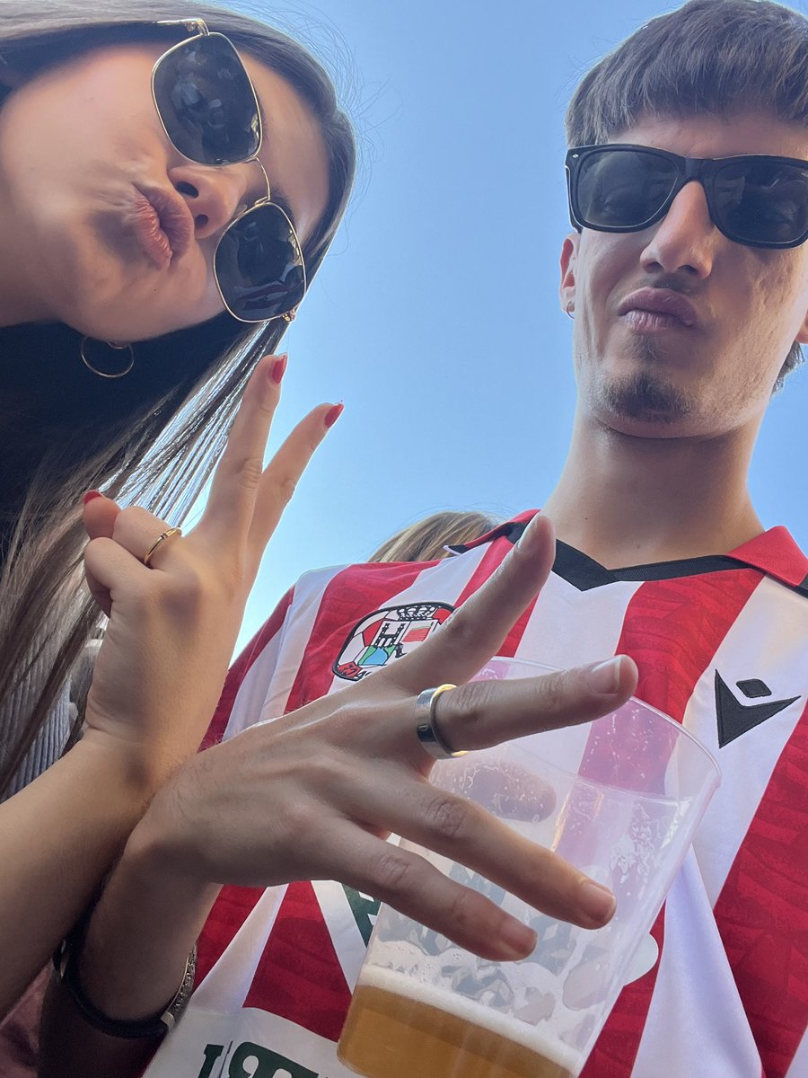 el fútbol es una mierda. Espero mañana no acordarme de nada