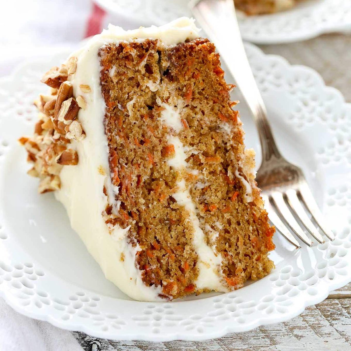 livewellbake's tweet image. The BEST Carrot Cake Recipe!🙌 This classic recipe is moist, perfectly spiced, and made with lots of fresh carrots and a cream cheese frosting😋 #cake #baking #carrotcake buff.ly/voR3Mm0