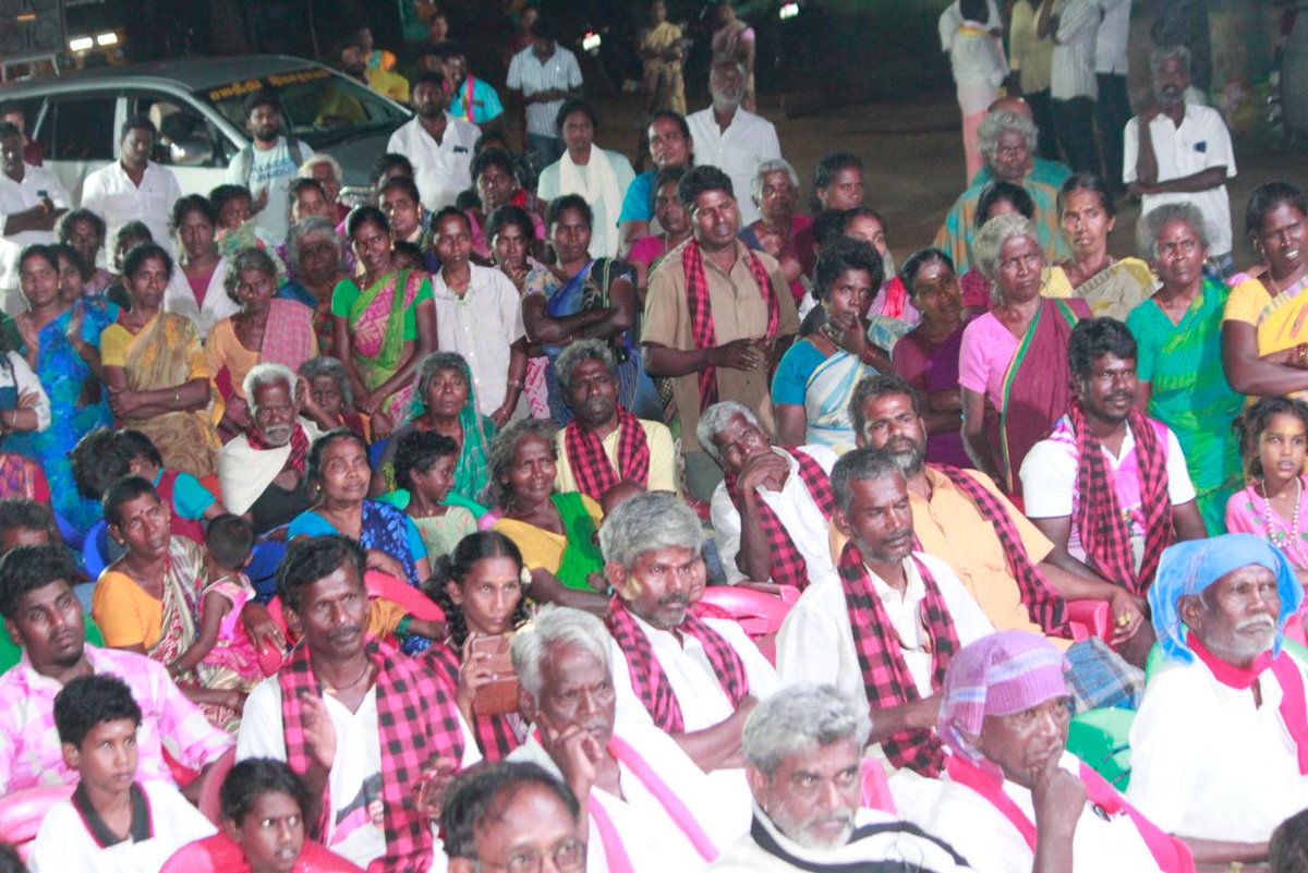 KKSelvakumaroff's tweet photo. இன்றைய தினம் 05.04.2026, ஞாயிற்றுக்கிழமை- மக்களோடு மக்களாக!...
@arivalayam தலைமையிலான மதசார்பற்ற முற்போக்கு கூட்டணி வேட்பாளராக, நத்தம் சட்டமன்ற தொகுதி, நத்தம் ஊராட்சி ஒன்றியத்திற்கு உட்பட்ட 40-க்கும் மேற்பட்ட குக்கிராமங்களில் இன்று மேற்கொண்ட தேர்தல் பிரச்சாரப் பயணம், ஒரு மாபெரும் மக்கள் திருவிழாவாக அமைந்தது!

வீதிதோறும் திரண்டு வந்து, மலர் தூவியும், ஆரத்தி எடுத்து வரவேற்ற நத்தம் தொகுதி உறவுகளின் அன்பு என்னை நெகிழச் செய்கிறது. உங்கள் ஒவ்வொருவரின் முகத்திலும் தெரியும் அந்தப் புன்னகையும், நம்பிக்கையுமே நமது கூட்டணியின் வெற்றியை இப்போதே பறைசாற்றுகிறது.

நத்தம் தொகுதியின் உட்கட்டமைப்பை மேம்படுத்த,விவசாயிகள் மற்றும் சாமானிய மக்களின் குரலாக ஒலிக்க, தலைவர் தளபதியின் மக்கள் நலத் திட்டங்கள் தடையின்றி தொடர!

"மக்களுக்காக நான்... உங்கள் வீட்டுப் பிள்ளையாக நான்!"

உங்கள் அன்பிற்கும், ஆதரவிற்கும் சிரம் தாழ்ந்த நன்றிகள். வரும் தேர்தலில் உதயசூரியன் சின்னத்தில் முத்திரையிட்டு, ஒரு பொற்கால ஆட்சியை நத்தம் தொகுதியில் நிலைநாட்டிட வேண்டுமென கேட்டுக்கொள்கிறேன்!

வெற்றி நமதே! விடியல் தொடரட்டும்!
#வெல்வோம்_ஒன்றாக