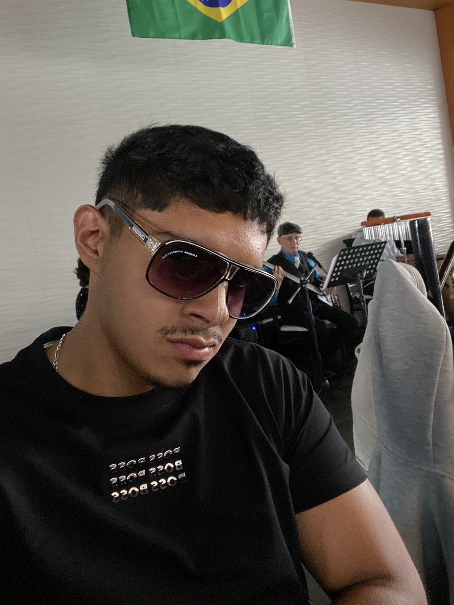 alextwink tweet media