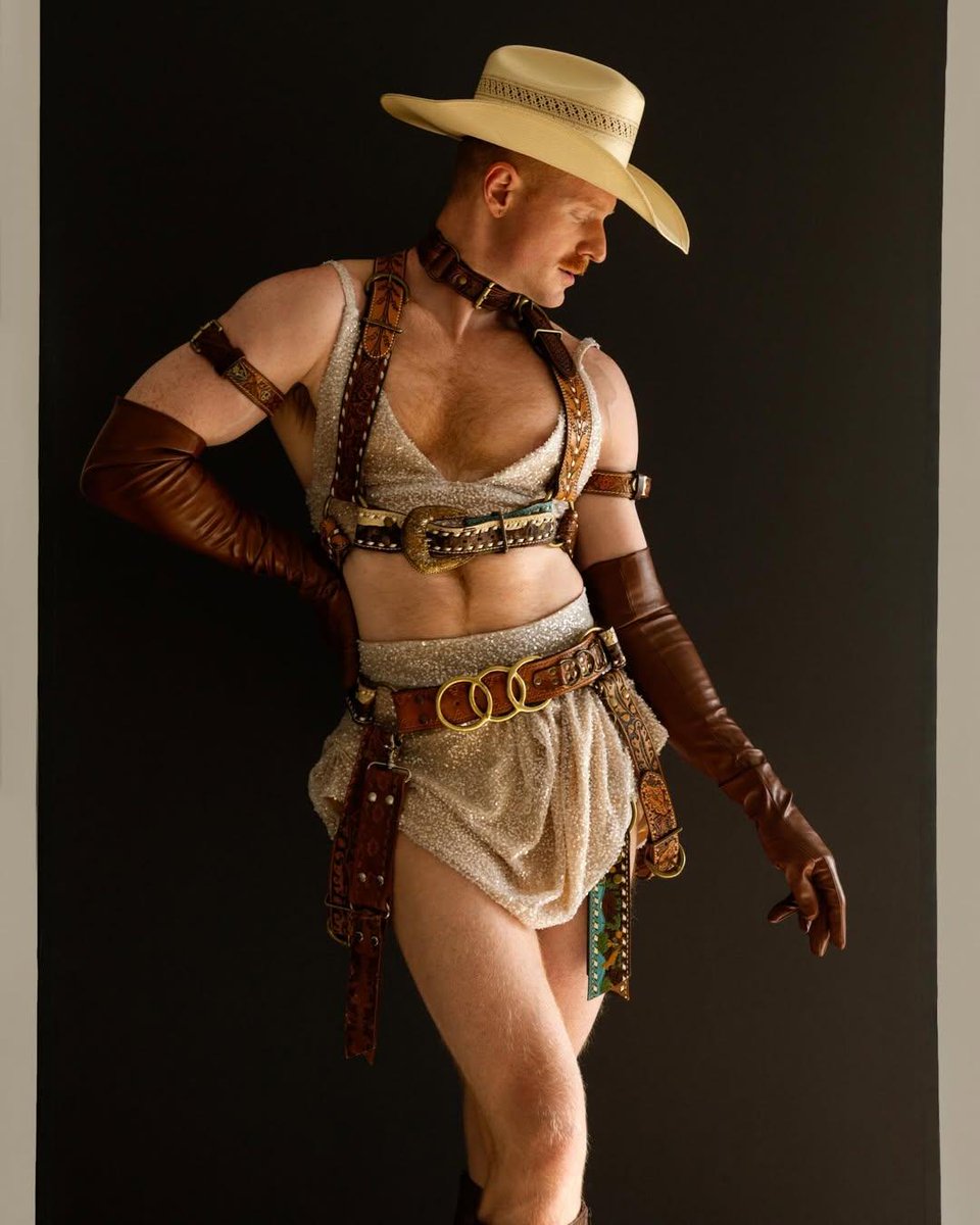 мальчик о четырёх драконах tweet media