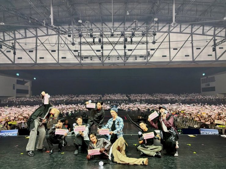 🌼렌렌🪼 tweet media