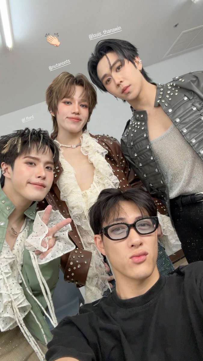 red 🍿 mrs era tweet media