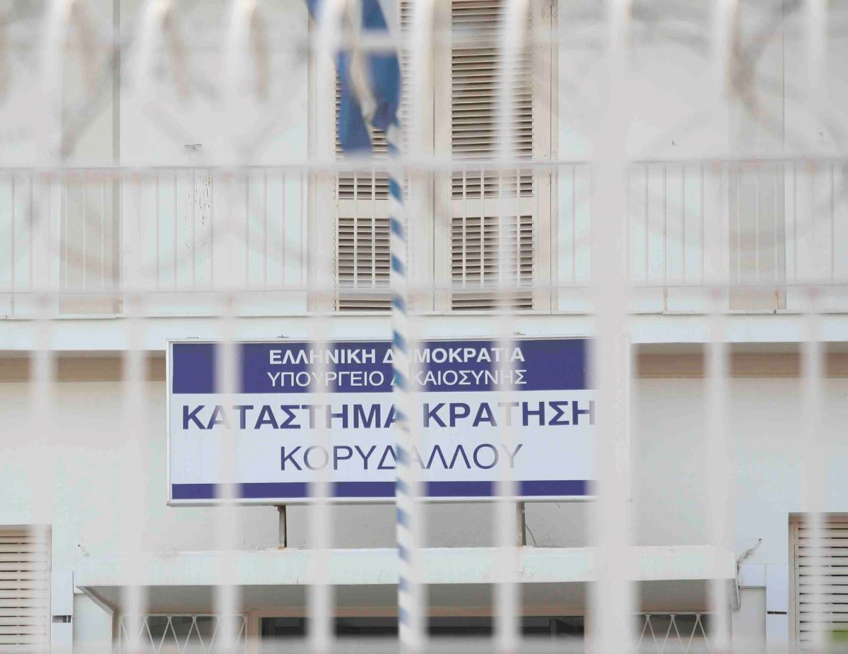 ilialive.gr tweet media