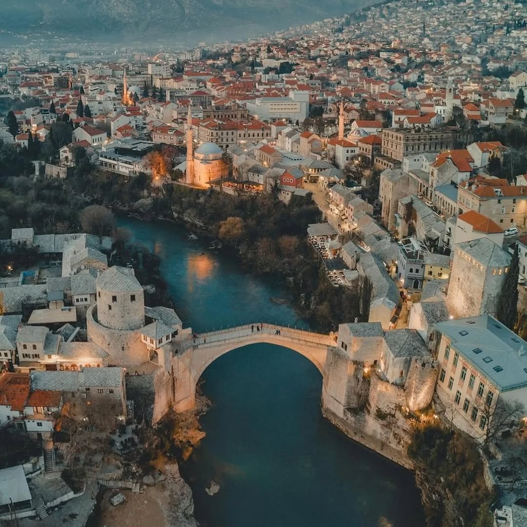 Wander Aesthetic tweet media