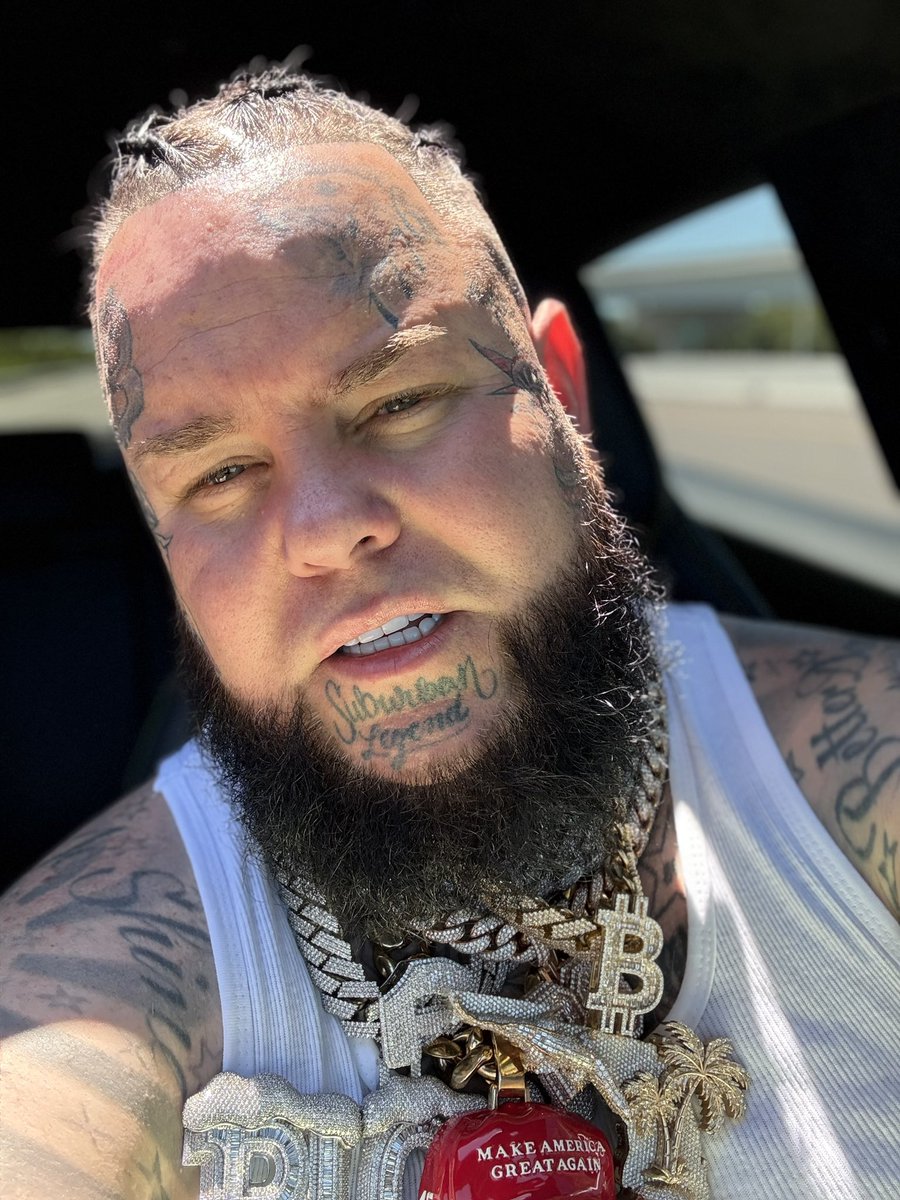 Trumps Nephew tweet media