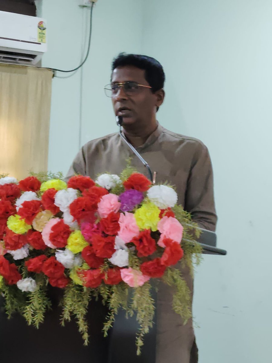 JPradhanBJP's tweet photo. ଭୁବନେଶ୍ୱର ସ୍ଥିତ ରେଡ଼କ୍ରସ ଭବନରେ ଆୟୋଜନ ଓପିଟିସିଏଲ୍ ଶ୍ରମିକ କର୍ମଚାରୀ ସଙ୍ଘର ଅଷ୍ଟମ ବାର୍ଷିକ ଅଧିବେଶନରେ ଯୋଗଦେବା ଅବସରରେ..
..
#Bhubaneswar #OPTCL #DevelopmentWork #jagabhibjp https://t.co/MBjDWvz3VN