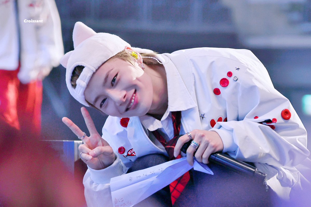 Croissant208 tweet media