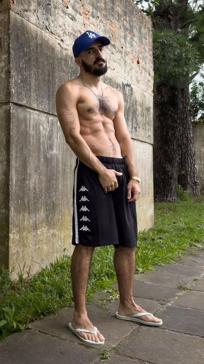 King Wolf tweet media