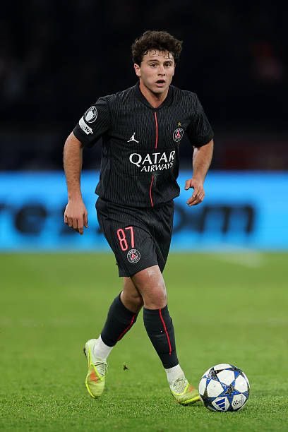 During the signing of Ugarte, we had the chance to choose between him and Joao Neves. I didn’t know what happened next 💔
The rest is history man, Que sera sera