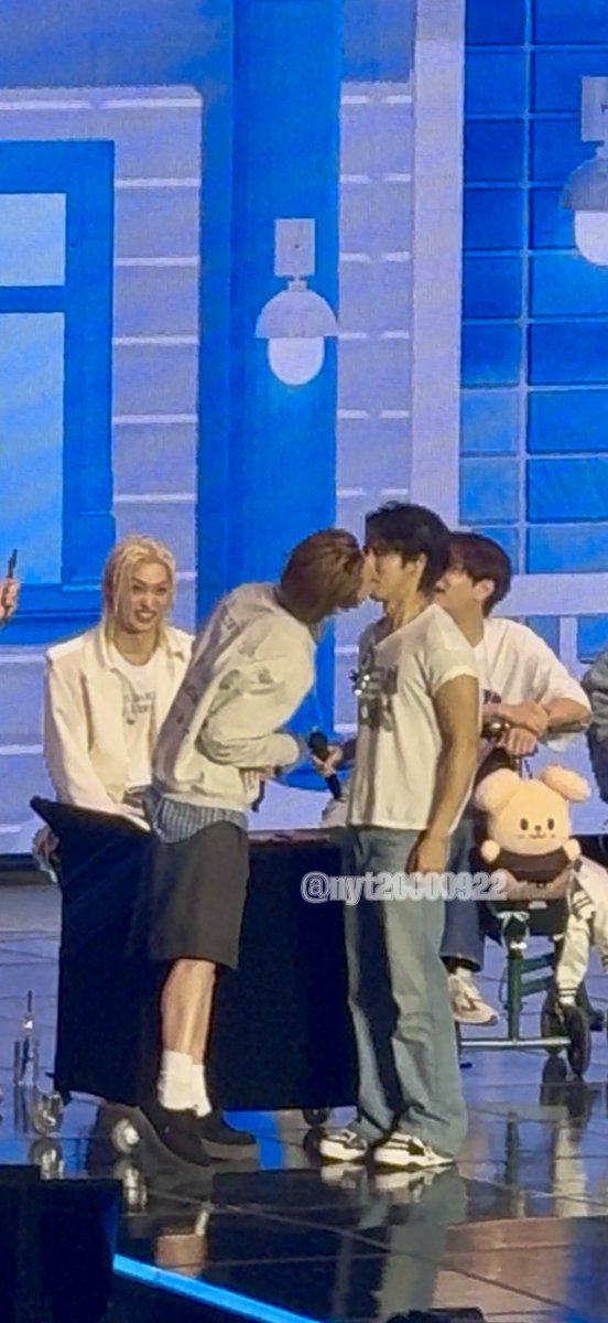 ﾅﾕﾀ tweet media