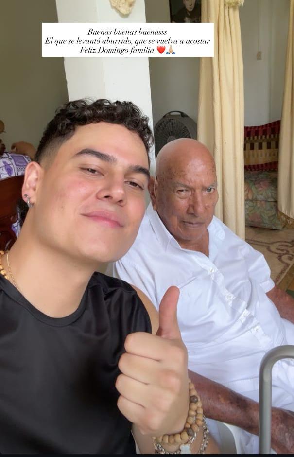 Natucha25392's tweet photo. Extrañando los saludos de Migue, q hermosos, Dios bendiga a los abuelitos de Migue.
Recuerden votar por #solcito cada 24 horas en premios nuestra tierra #miguelbueno
👇
https://t.co/TxHKV4p2uh https://t.co/jM3vsMxyuW