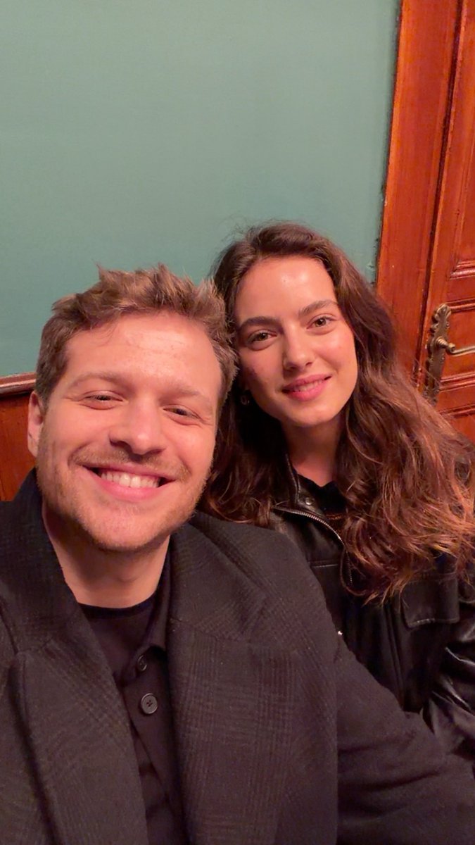 AYYYY BU NEEE ASJASJASJASJASJ
#BurakYörük #AvaYaman #OrEl