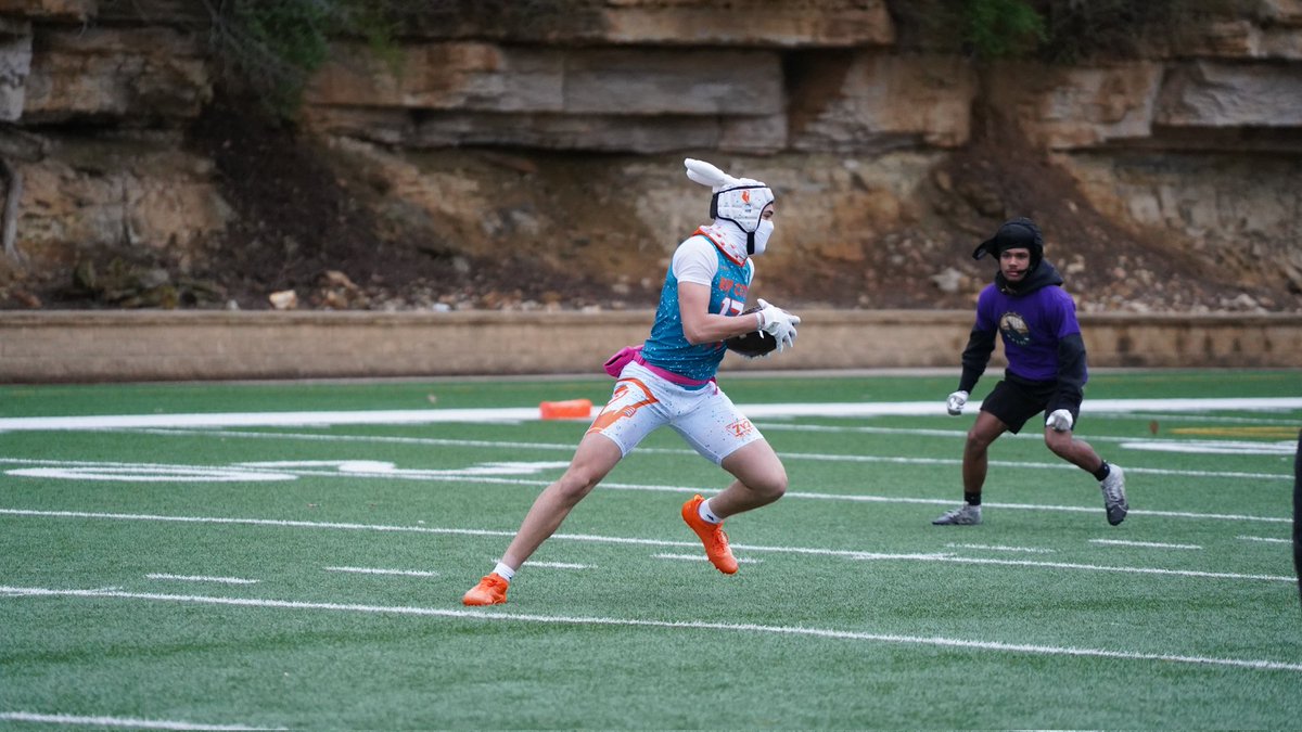 evansmith0810's tweet photo. Happy Easter. Competed with 15u and 18u with @RipCity7on7  yesterday. 15u hopped its way to second. Grateful for the opportunity to keep improving. Thanks @midamerica7v7  for the tournament. https://t.co/SyeqqNnFPi