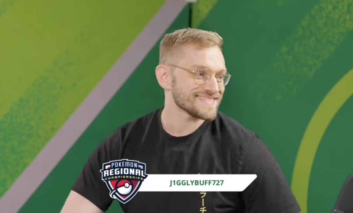 J1GGLYBUFF727 tweet media