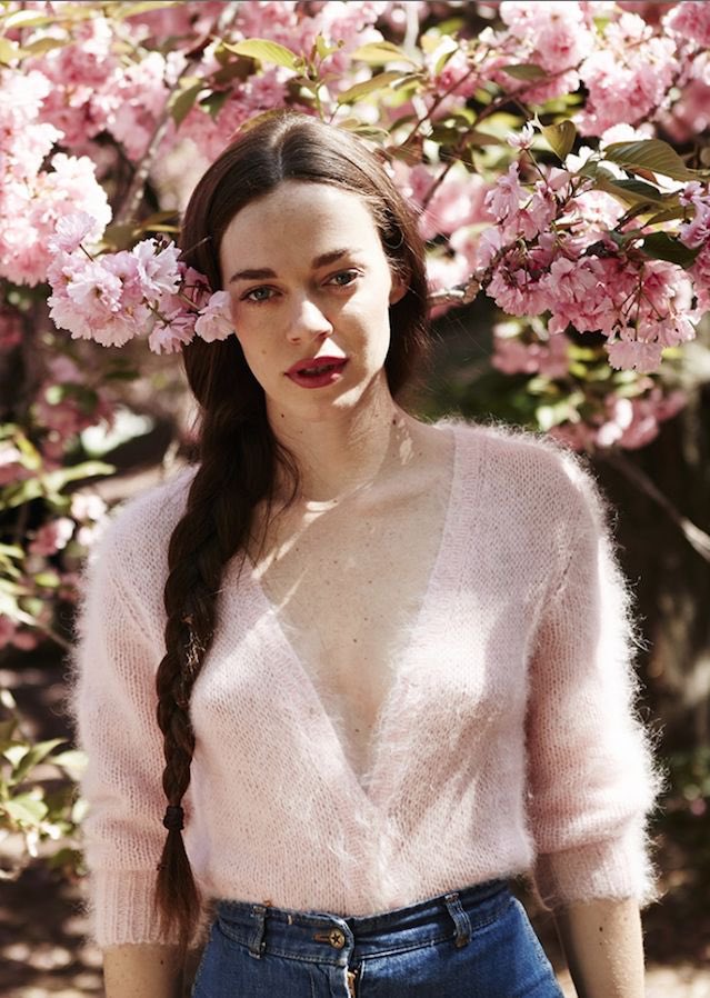 Got to know her since Twin Peaks: The Return, very striking exotic looking actress, and she’s even look elegant in some films.

Saw her in Challengers and Marty Supreme as well.

I think it’s time for Hailey Benton Gates to have her era in Hollywood, and she’s exotic as fuck. 😉