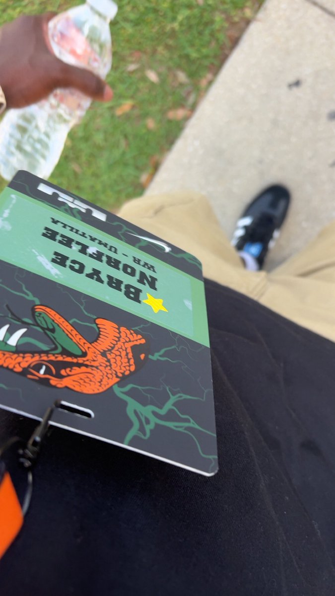 I want to thank <a href="/r81dugans/">Ron Dugans</a> <a href="/CoachHaggardFAM/">Elijah Haggard</a>  <a href="/CoachQGray/">Quinn Gray Sr.</a> for a great junior day and spring game experience. Had an amazing time , looking  forward to visiting again in the near future!!! #FAMU #Rattlers🐍