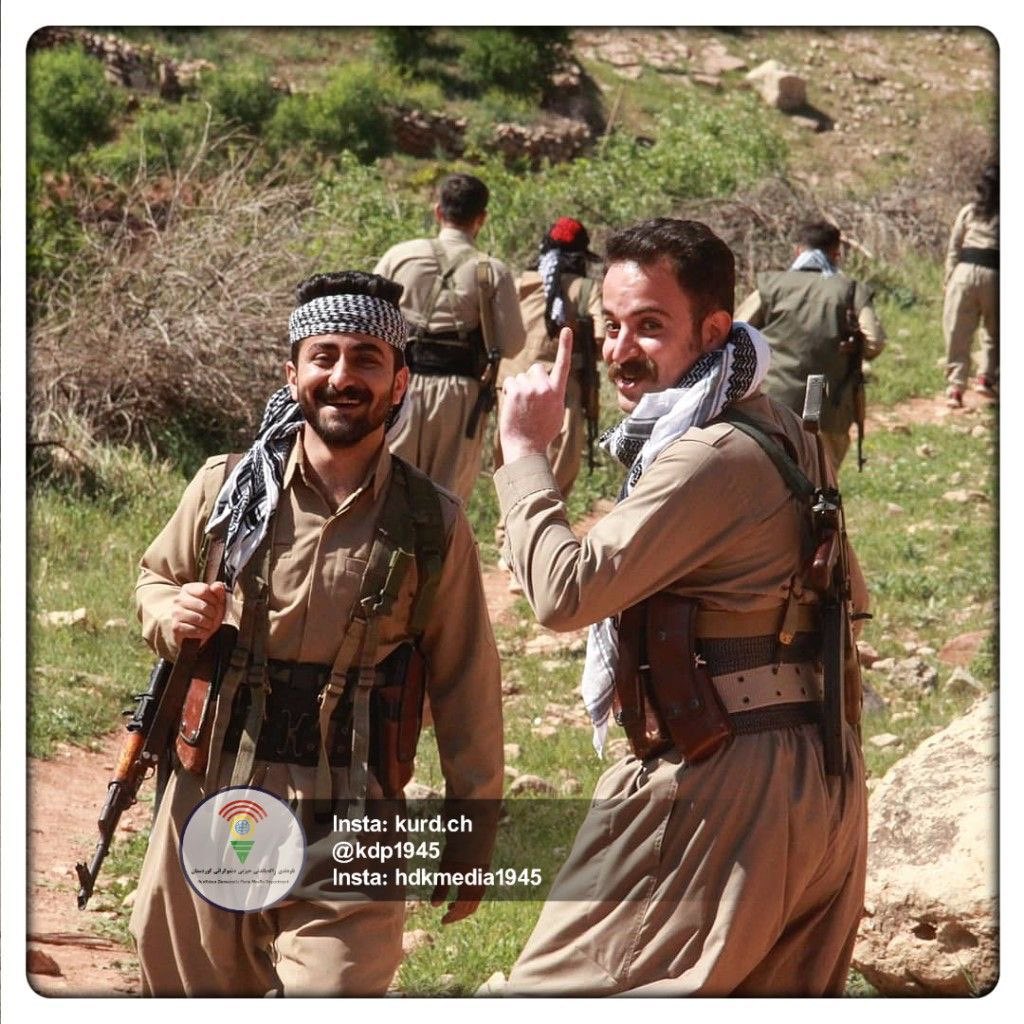 zanyarhosseini4's tweet photo. هیچ یک از احزاب کوردستان سلاحی از امریکا تحویل نگرفتەاند؛ بر فرض محال اگر سخن ترامپ درست هم باشد، باز این ما هستیم که میدانیم کی، کجا و چگونه از آنها استفاده کنیم نە براندازان مجازی، ماموران QR کد بچه شاه و مرکزگرایان بلاتکلیف.
#حق_تعیین_سرنوشت
#اراده_ملی_کورد 
#دموکراسی https://t.co/KUzCBjnQs0