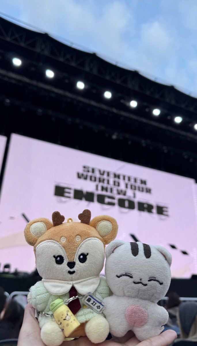 pepishua's tweet photo. new_ encore day 2 💗 https://t.co/UP6qDfXYs5