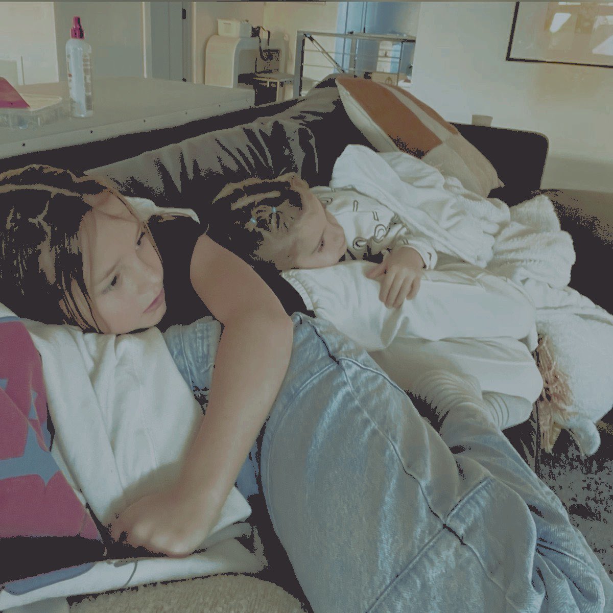 ‍ ‍ 𝓜𝒂𝒄𝒌𝒆𝒏𝒛𝒊𝒆 .ᐟ tweet media