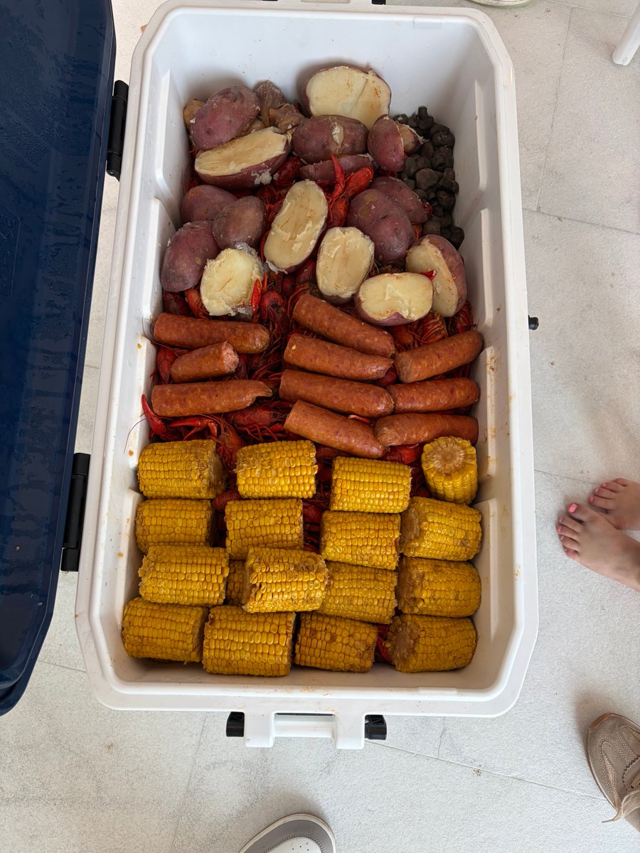 Poppa Earle’s tweet media