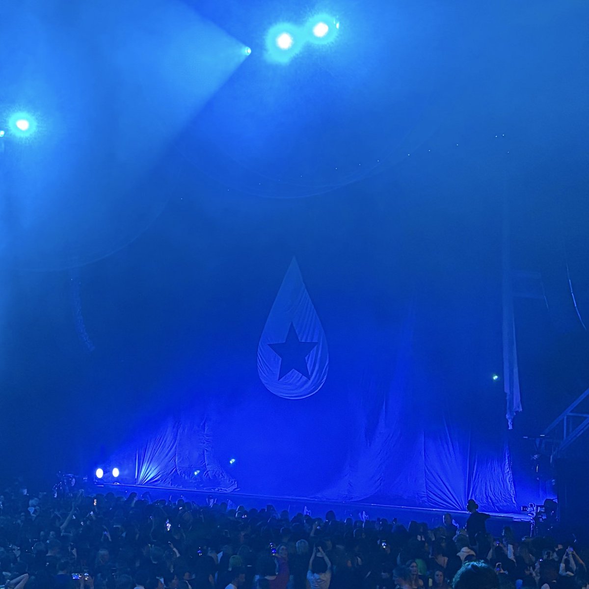 alaïs ⋆˙⟡ tweet media