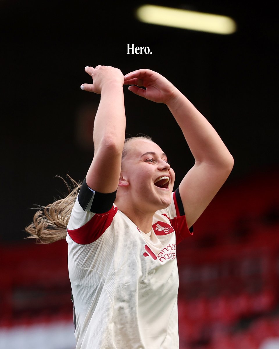 LiverpoolFCW's tweet photo. The perfect return 😁 https://t.co/W4QDu8Y46i