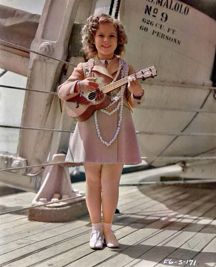 𝗧𝗶𝗺𝗲𝗹𝗲𝘀𝘀 𝗠𝘂𝘀𝗶𝗰 ✨🎵 tweet media