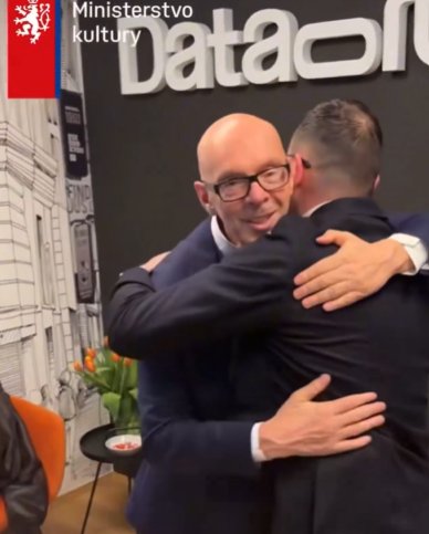 Petr Labounek tweet media