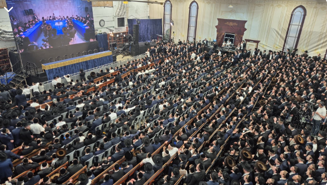orit7279's tweet photo. @netanyahu מעולם, אבל מעולם לא היה פה ראש ממשלה יותר מסית ומפלג ממך. כל פוסט שלך זה הזיה.
תגיד, בין טלפון מודאג אחד לאחר לחבריך המנותקים, מה עמדתך על מה שקורה ברגעים אלה בבני ברק? https://t.co/FI27bVVIXd