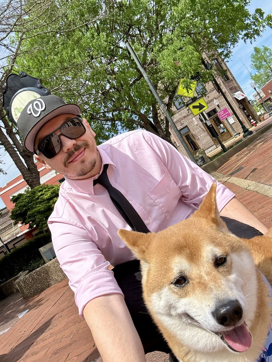 W 0 0 D S tweet media