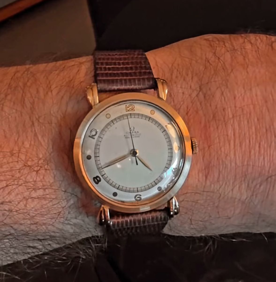 Cem Yılmaz, saat koleksiyonunda ki bazı saatleri paylaştı. Toplam değerlerinin 33.000 USD olduğu düşünülüyor.