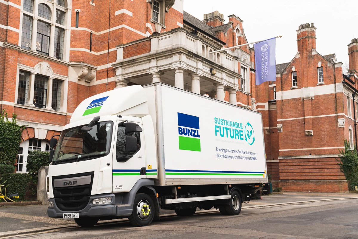 jzrdan's tweet image. Here are the 10 most beaten down stocks in the FTSE as of today… Which are you backing to turn it around? ⤵️

1. WPP (#WPP)

• 50-60% collapse in 2025 alone 
• Multiple profit warnings, lost major clients
• Narrative: structurally dead vs Big Tech 
2. Diageo (#DGE)

•