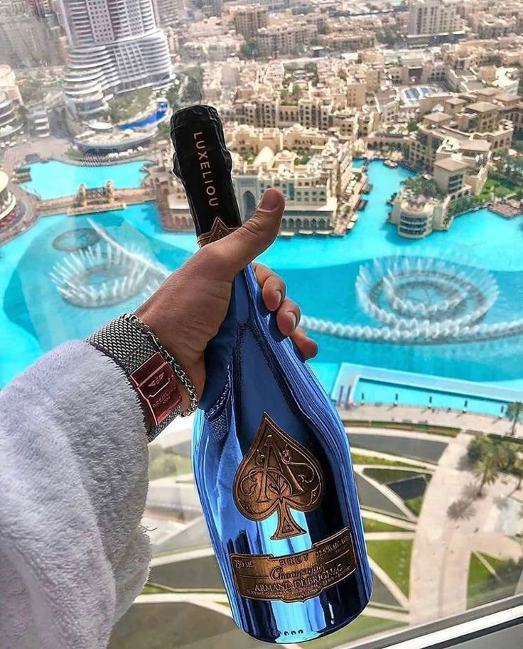 𝗡𝗢𝗠𝗘♠️♠️ tweet media