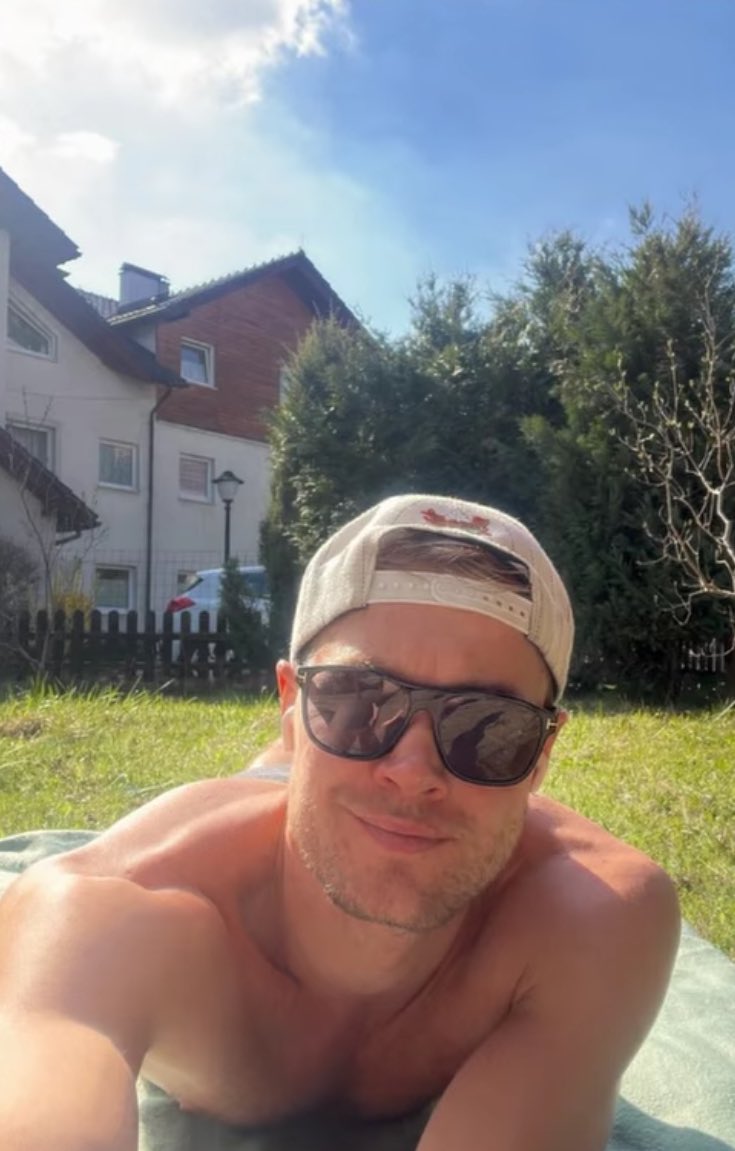 ʟᴇɪᴘᴢɪɢ ʟɪᴏɴ tweet media