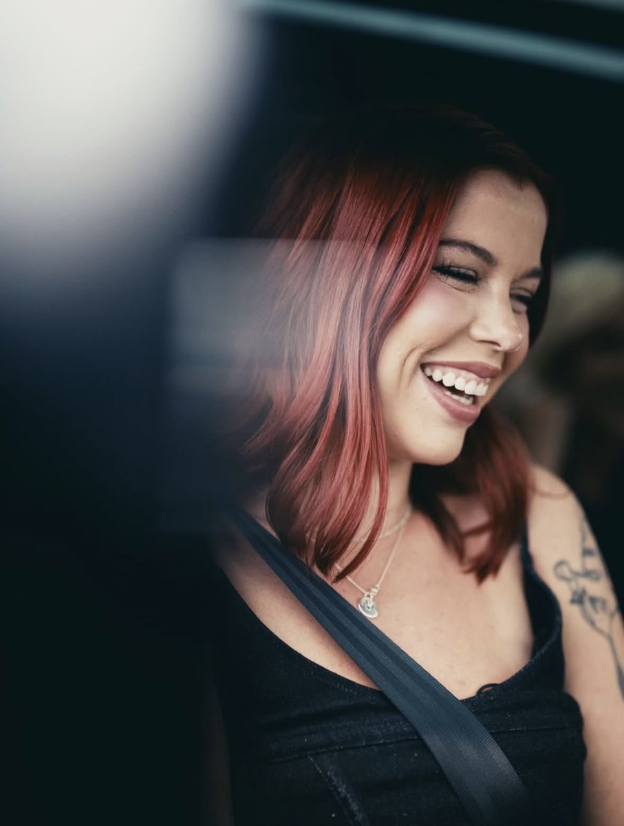 thebeacheshq tweet media