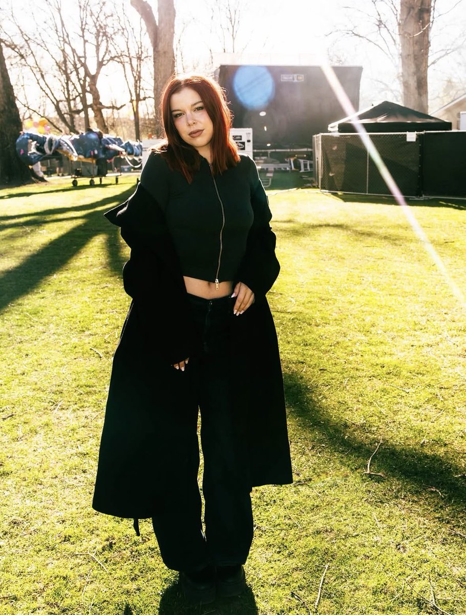 thebeacheshq tweet media