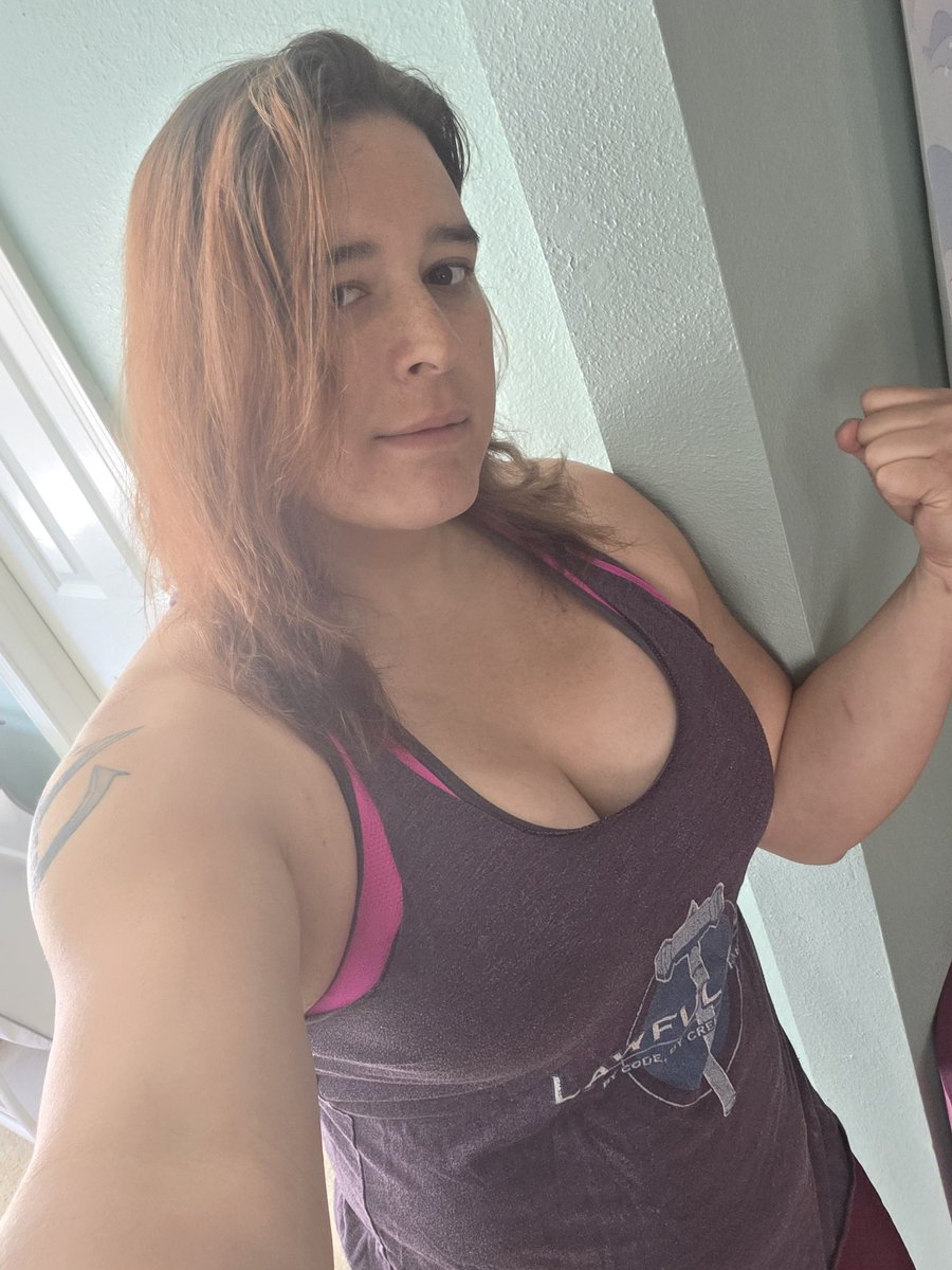 Kára, Orc Queen of the Mountains 🏳️‍🌈🏳️‍⚧️ tweet media